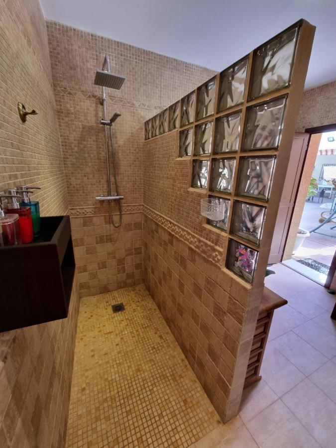 La Fuente Romana Campo-Nubes Exterior photo