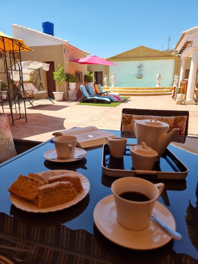 La Fuente Romana Campo-Nubes Exterior photo
