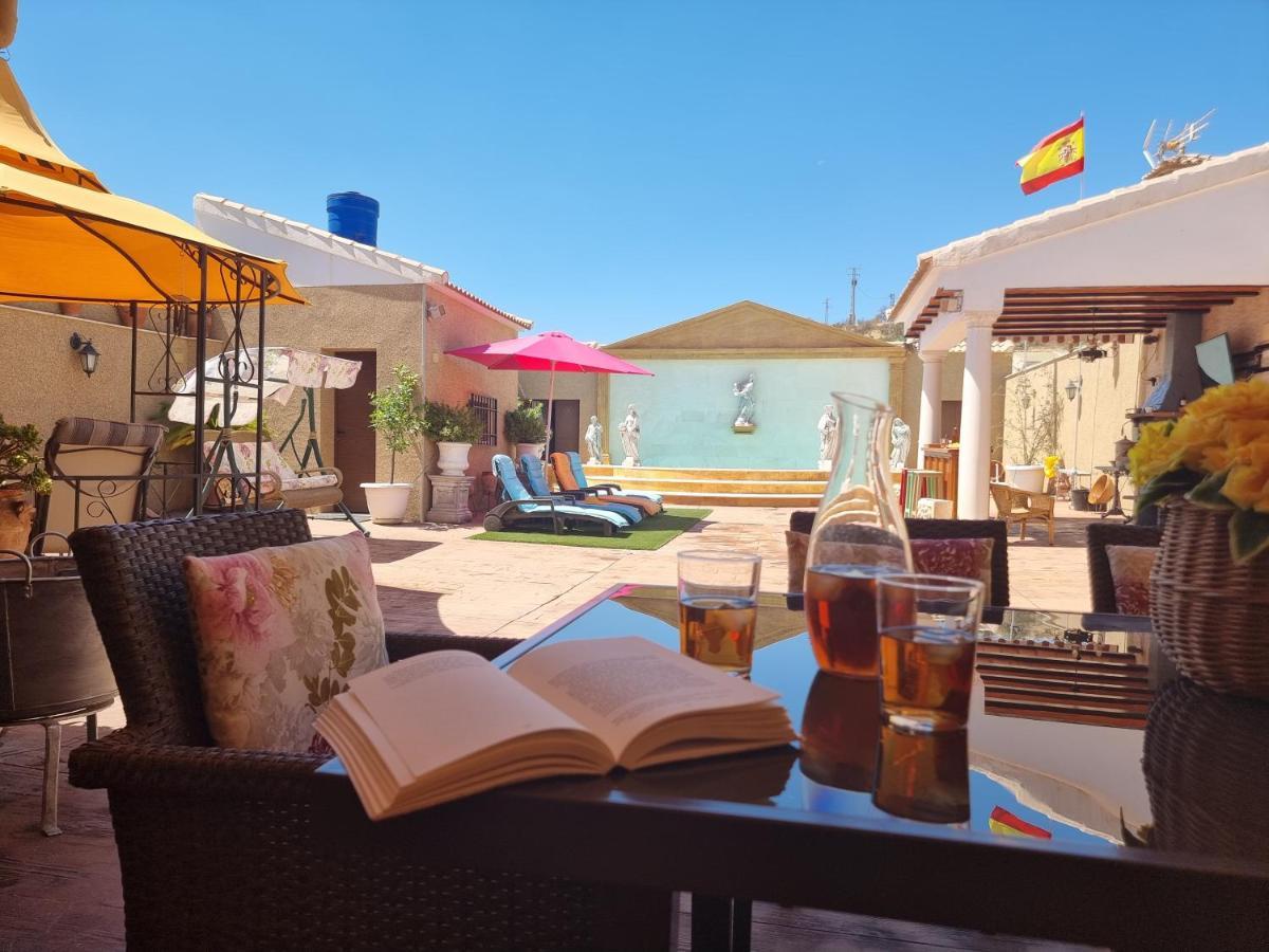 La Fuente Romana Campo-Nubes Exterior photo